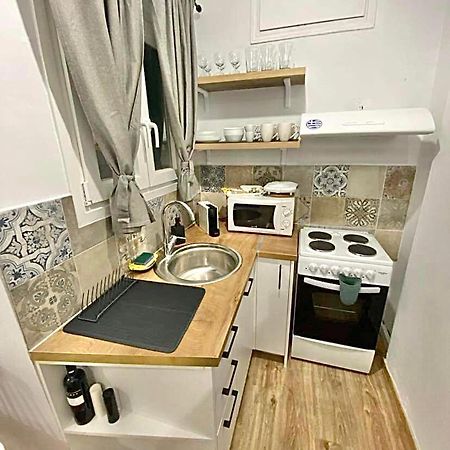 אתונה Comfortable Apartment In The City Center מראה חיצוני תמונה