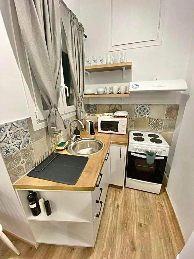 אתונה Comfortable Apartment In The City Center מראה חיצוני תמונה