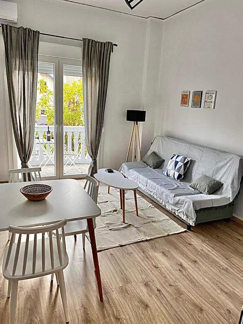 אתונה Comfortable Apartment In The City Center מראה חיצוני תמונה