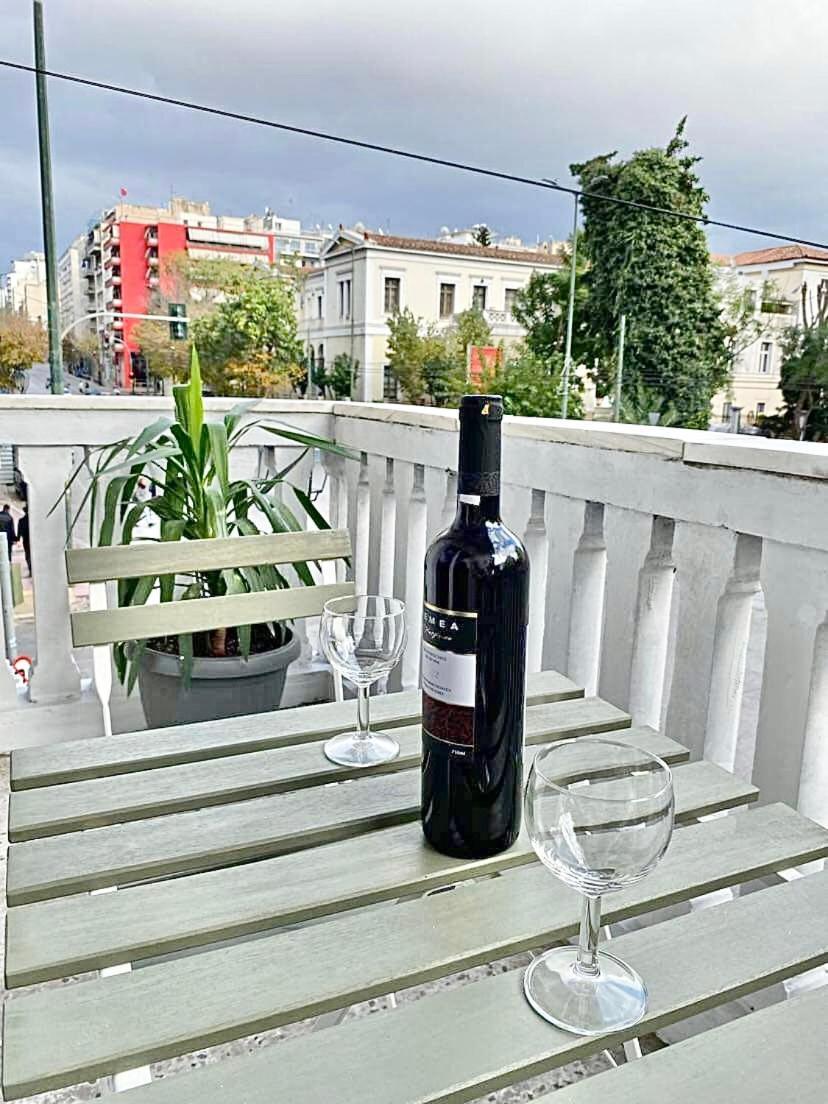 אתונה Comfortable Apartment In The City Center מראה חיצוני תמונה